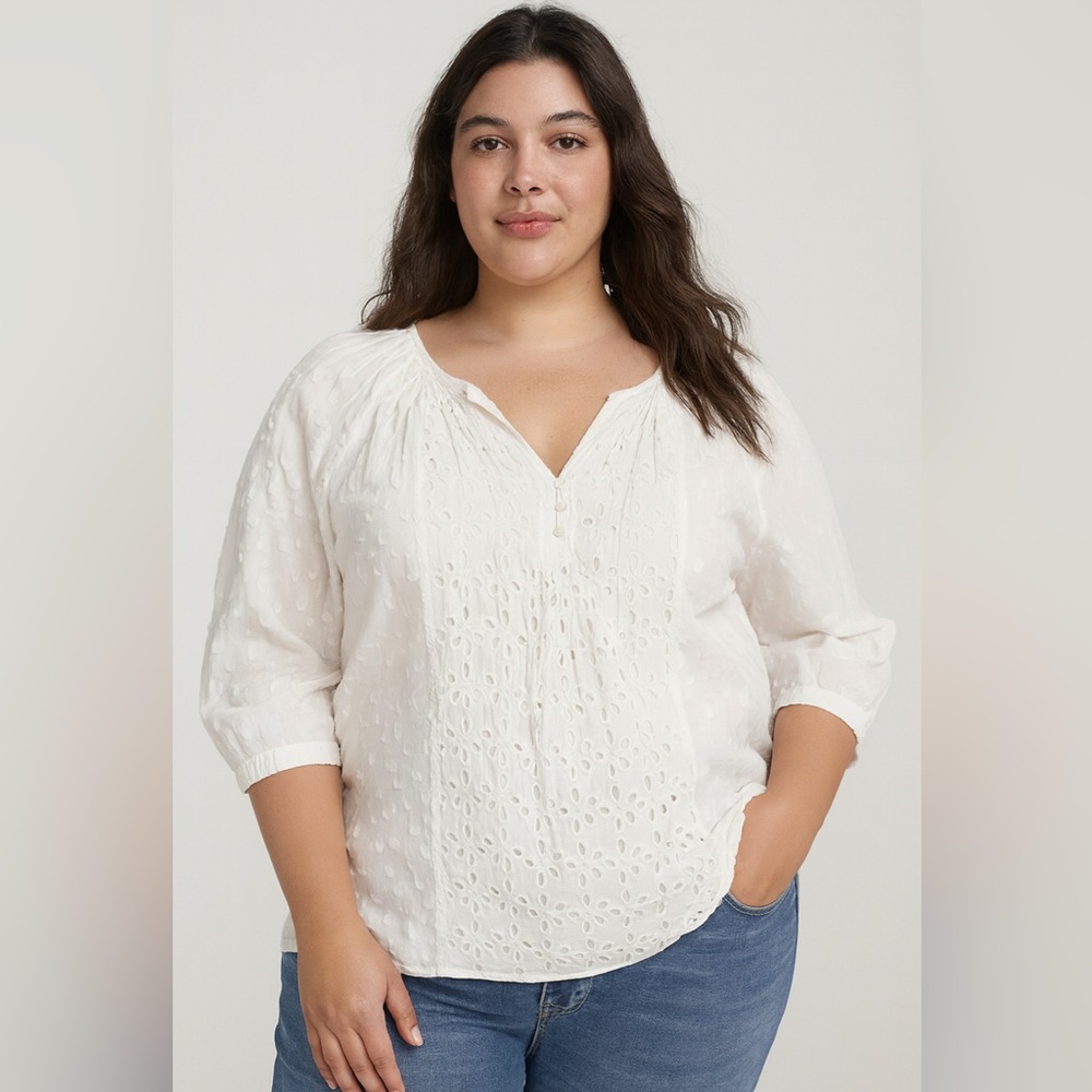 Life Style Woman White Eyelet Blouse